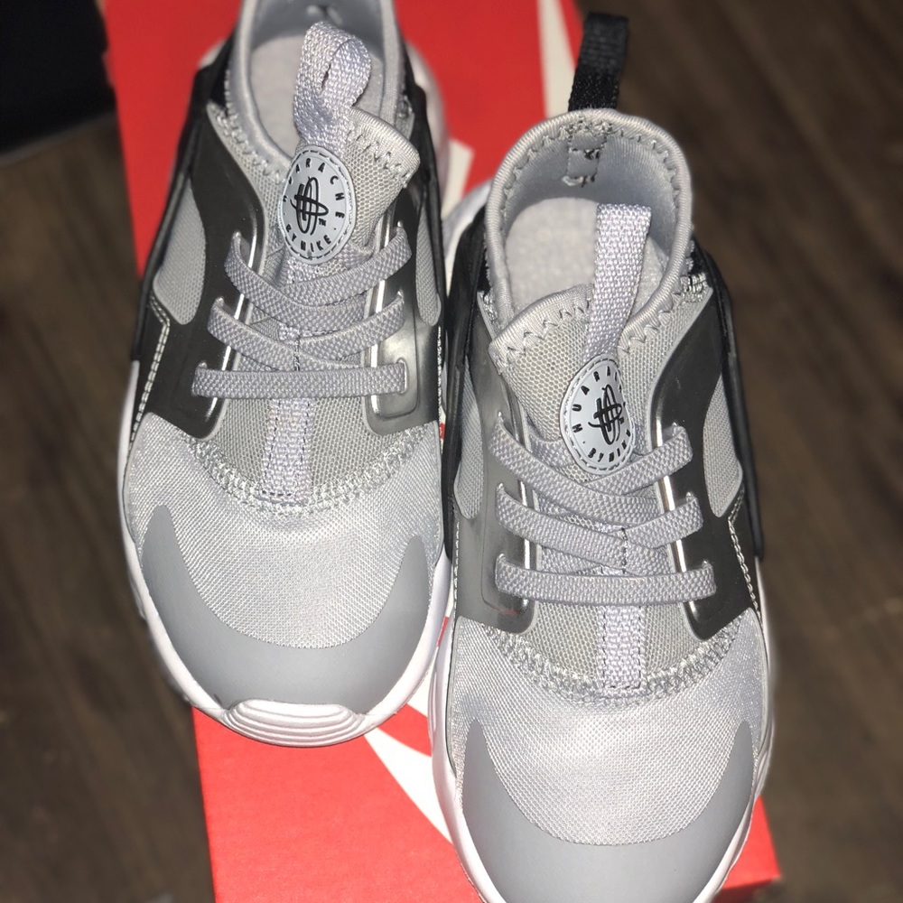 Boys Gray Huarache Shoes
